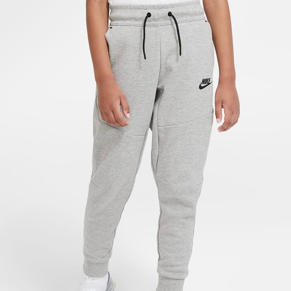 Nike Sportswear Tech Fleece
Big Kids (Boys') Pants sweatpants jogger